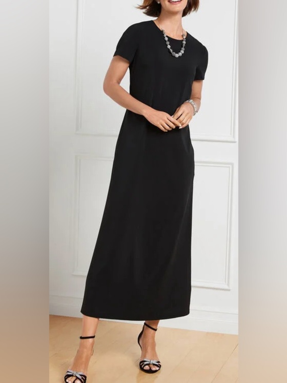 Donna Morgan Black Short-Sleeve Maxi Dress